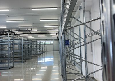 rafturi metalice depozitare manuala si industriala
