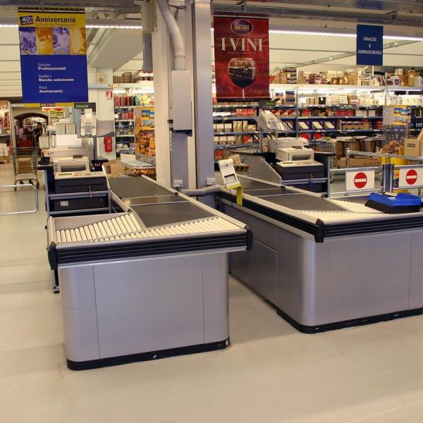 Masă casă de marcat Cash and Carry cu unitate de casă înălțată pentru marfă voluminoasă 1