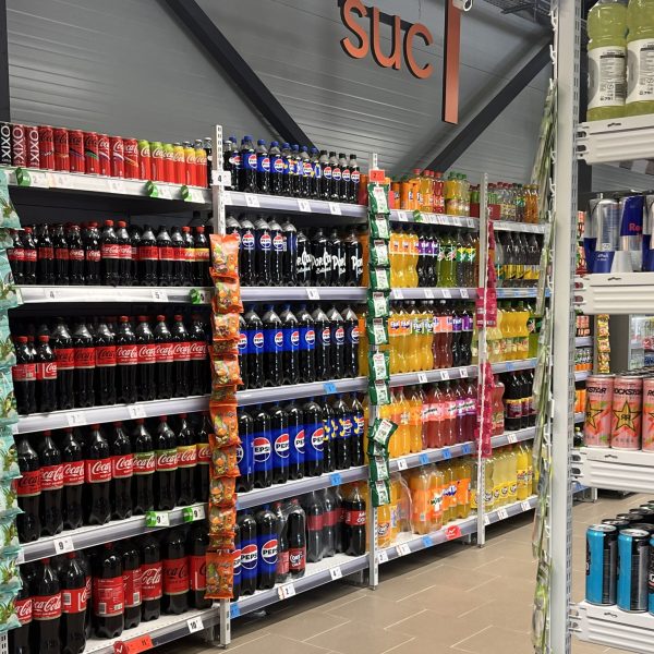 Minirack SIDAC – stâlp pătrat 30×30 mm pentru sarcini mari și stabilitate crescută 1