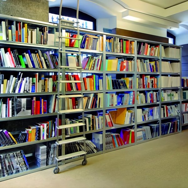 Rafturi metalice cu polițe Unirack pentru depozitare manuală 1